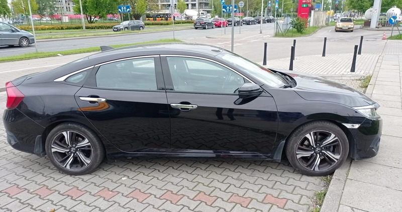 Honda Civic cena 93000 przebieg: 56762, rok produkcji 2019 z Warszawa małe 37